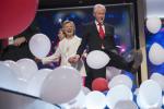 Bill Clinton Loves Balloons мем лето 2016